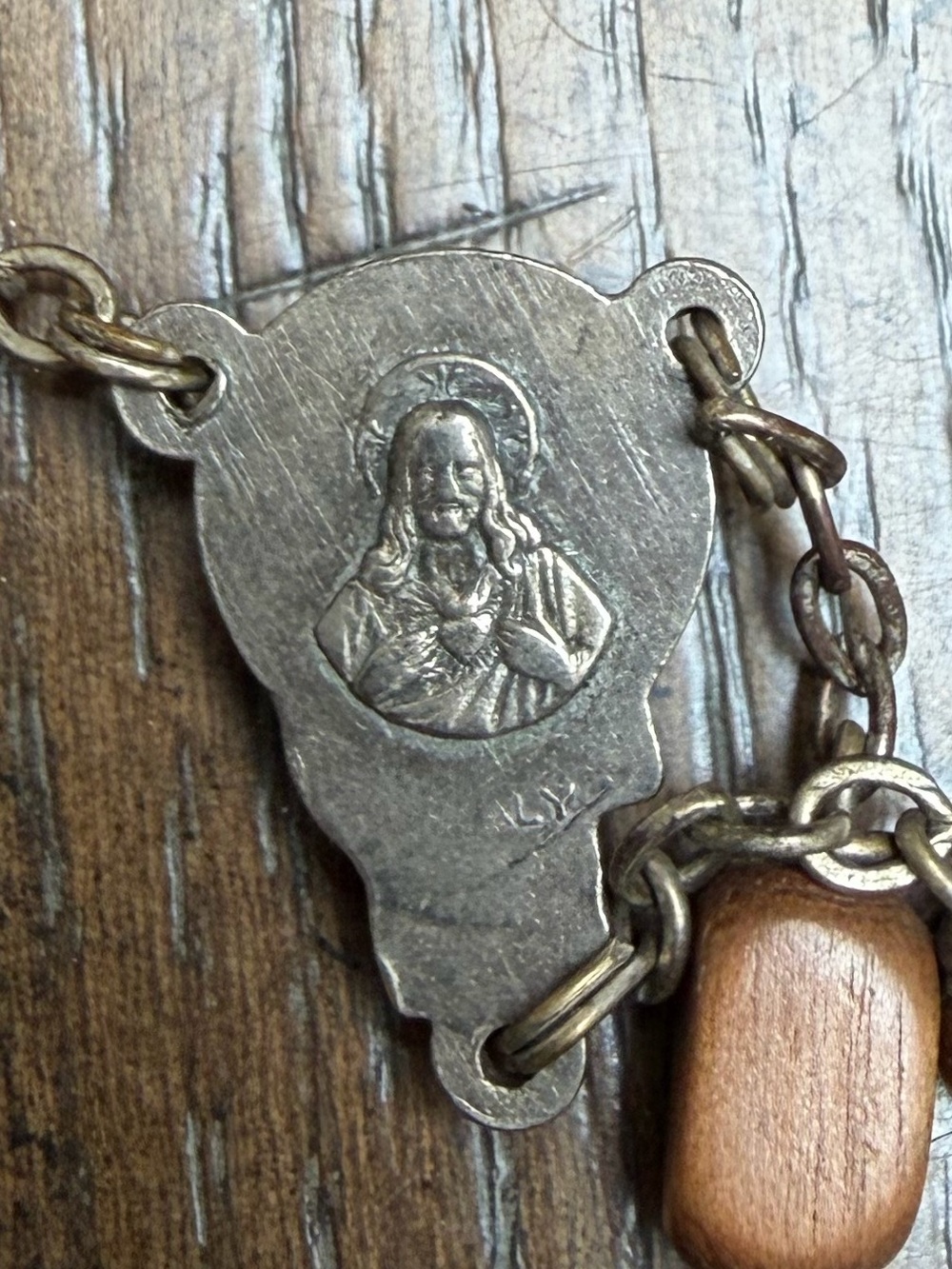 Vintage Wooden Bead Catholic Rosary with Italy Stamped Crucifix - Picture 4 of 5